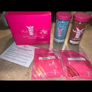 Pink zebra wax warmer new in box